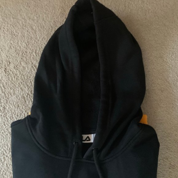 Women's Fila Sweatshirt Hoodie in Large - Picture 10 of 10